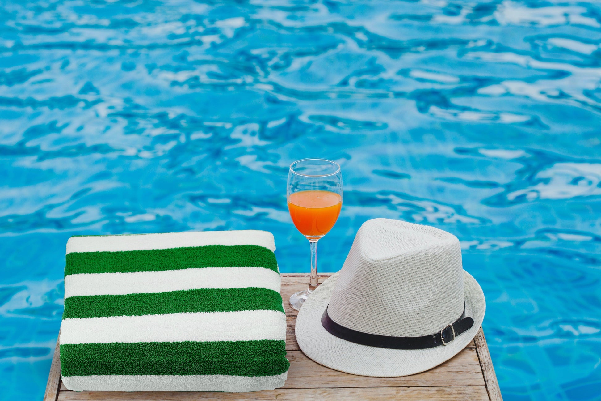 Beach/Pool Towels - Extra Large 100% Cotton, Cabana Stripes, Extra Soft & Highly Absorbent, (Pack of 2, Size 90x180cm), Available in a variety of colours - Bliss Kingdom